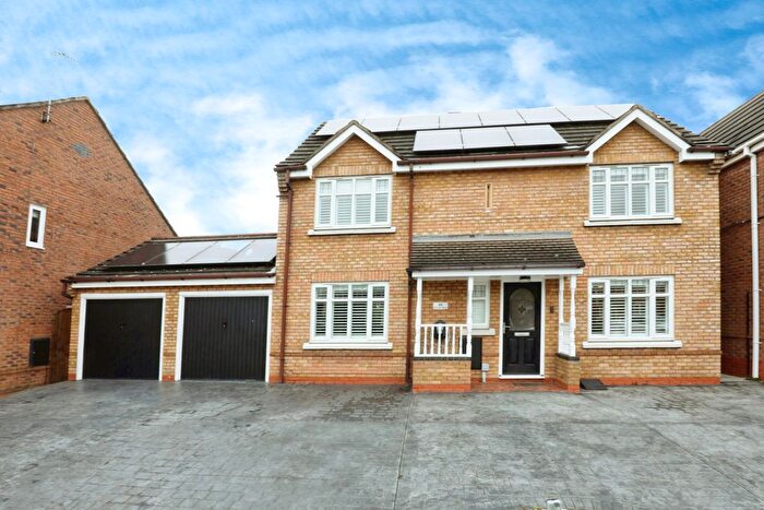 4 Bedroom Property To Rent In Hartwell Grove, Winsford, CW7