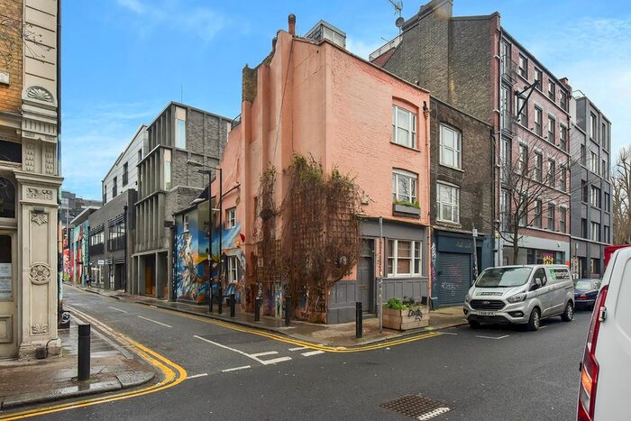 4 Bedroom Flat To Rent In Whitby Street, London, E1