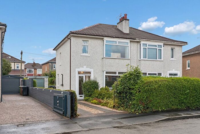 3 Bedroom Semi Detached House For Sale In Douglas Drive, Glasgow, G15