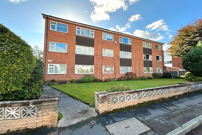 2 Bedroom Flat For Sale In York House, York Avenue, Sale, M33