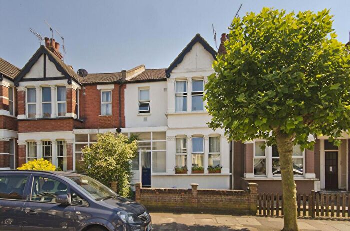 4 Bedroom House To Rent In Vaughan Road, West Harrow, Harrow, HA1
