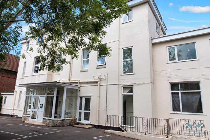 1 Bedroom Flat To Rent In Fernmount, Suffolk Road, Bournemouth Town Centre - Stunning One Bedroom Apartment, BH2
