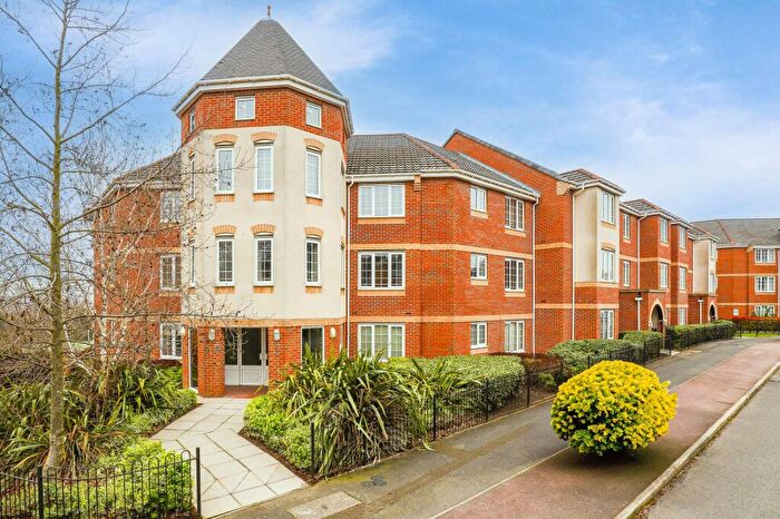 2 Bedroom Flat For Sale In Kingswell Avenue, Arnold, NG5