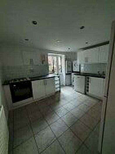 6 Bedroom Terraced House To Rent In Manor Drive, Headingley, Leeds, LS6