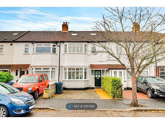 4 Bedroom Terraced House To Rent In Stanley Avenue, New Malden, KT3