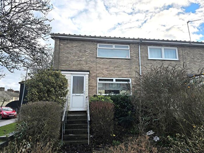 2 Bedroom End Of Terrace House For Sale In Tyrolean Square, Great Yarmouth, NR31