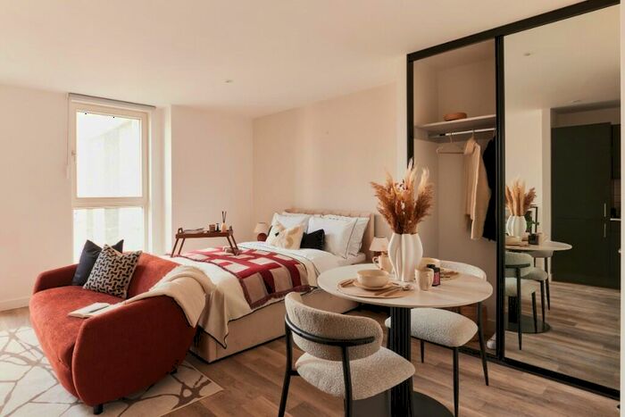 Studio To Rent In Heyrod Street, Manchester, M1