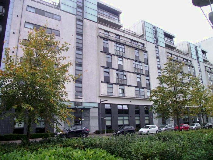 3 Bedroom Flat To Rent In Glasgow Harbour Terraces, Glasgow, G11