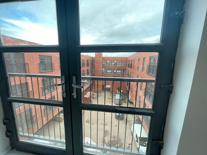 1 Bedroom Apartment To Rent In Northwood Street, Birmingham, B3