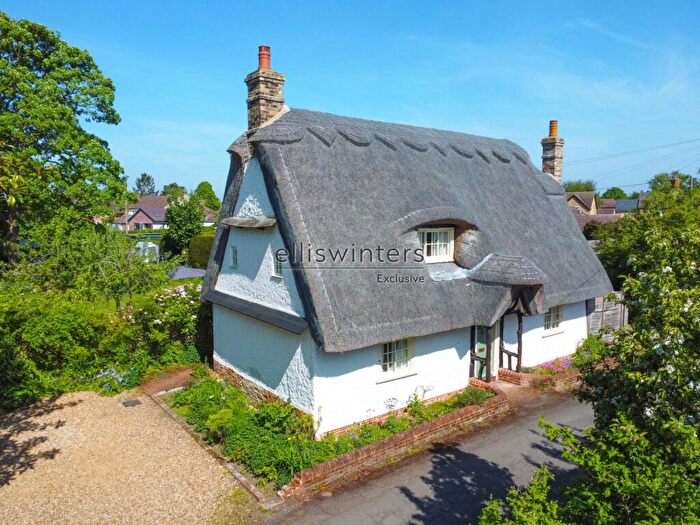 3 Bedroom Detached House For Sale In Rectory Lane, Wyton, PE28