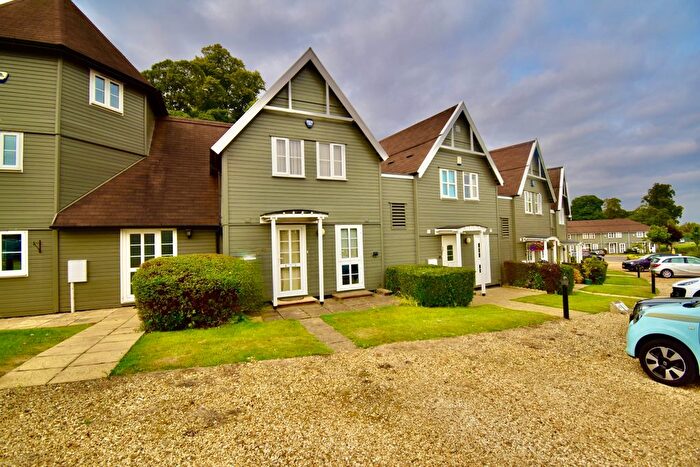 3 Bedroom Terraced House To Rent In The Roundel, Overstone, Northampton, NN6