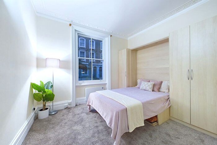 Studio To Rent In Ifield Road, Chelsea, London, SW10