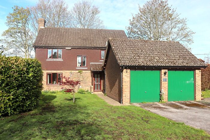 4 Bedroom Detached House For Sale In Fair View, Alresford, SO24