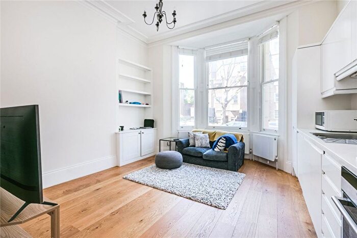 2 Bedroom Flat To Rent In Elgin Avenue, Maida Vale, W9