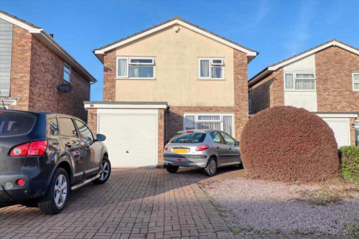 4 Bedroom Detached House For Sale In Pembroke Gardens, Holland On Sea, CO15