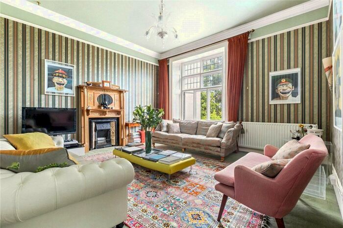 3 Bedroom Flat To Rent In Sispara Mansions, West Hill Road, London, SW18