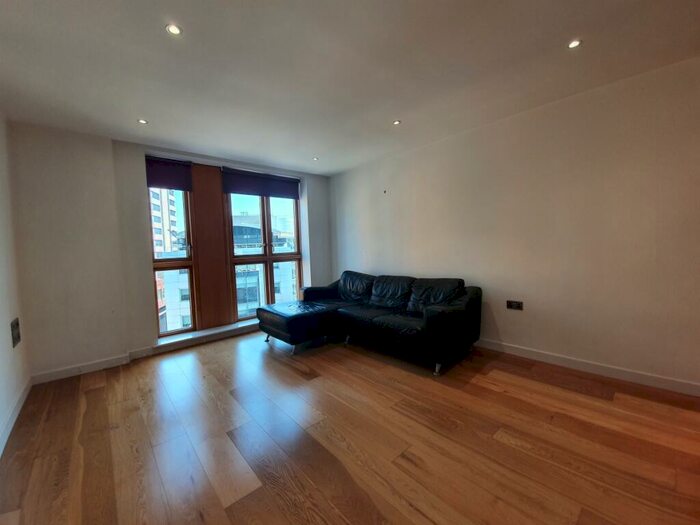 1 Bedroom Apartment To Rent In Watermans Place Wharf Approach Leeds, LS1