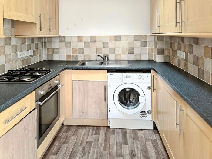 1 Bedroom Maisonette For Sale In Chipstead Valley Road, Coulsdon, CR5