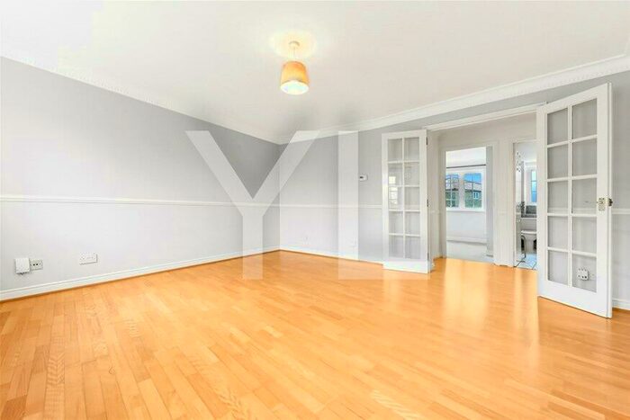 2 Bedroom Flat To Rent In Gilbert Close, Brook Mews, Royal Herbert Pavilions, Blackheath, SE18