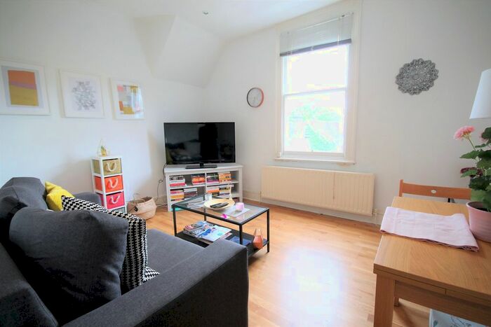 1 Bedroom Flat To Rent In Mount Pleasant Villas, Stroud Green, N4