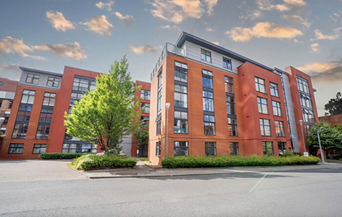 2 Bedroom Apartment To Rent In Water Street Court, Birmingham, B3