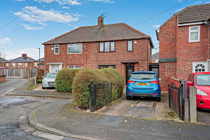 2 Bedroom Semi Detached House For Sale In Park Avenue, Middlesbrough, TS6