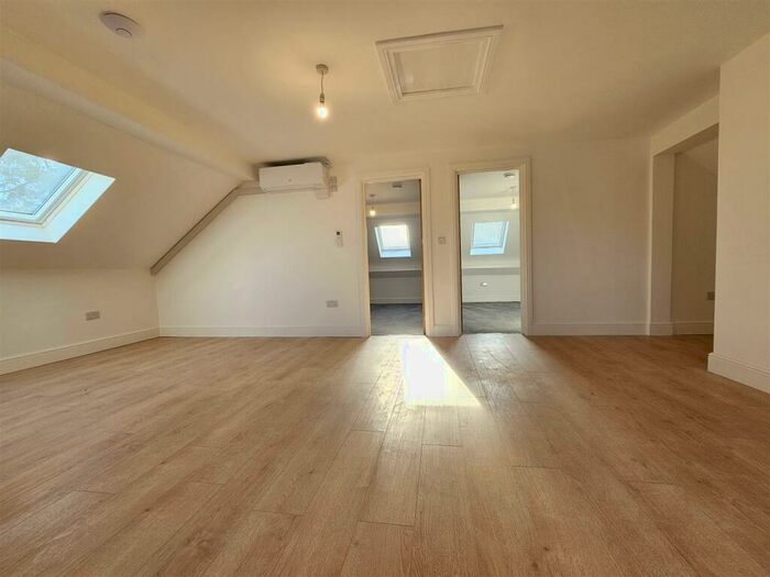 2 Bedroom Flat To Rent In Flat Coppingford Road, Sawtry, Huntingdon, PE28