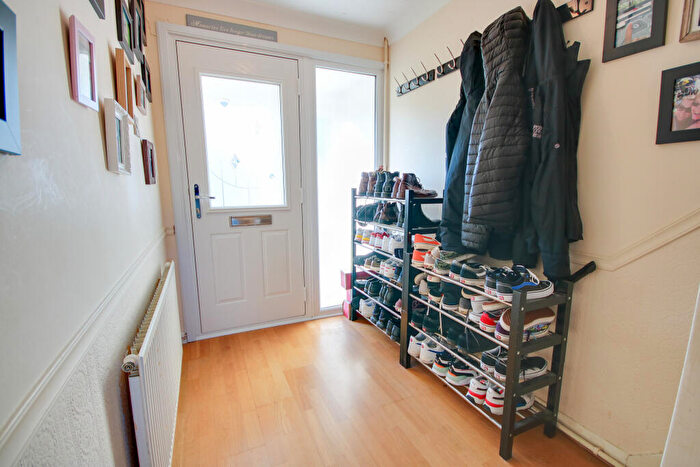 3 Bedroom Terraced House For Sale In Bitterne Village! Kitchen/breakfast Room! A Must See!, SO18