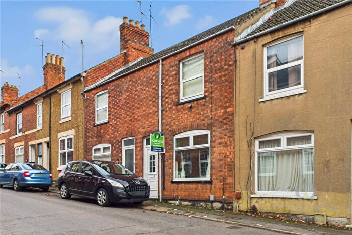 2 Bedroom Terraced House To Rent In Sackville Street, Kettering, Northamptonshire, NN16