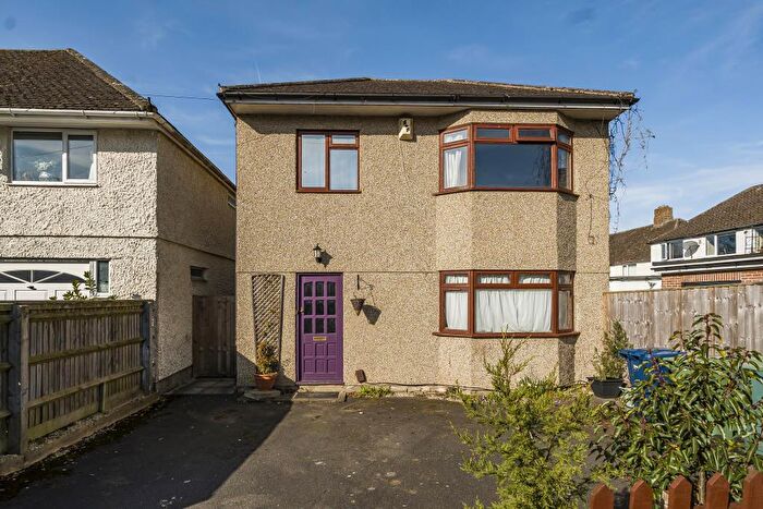 3 Bedroom Detached House To Rent In Netherwoods Road, Headington, OX3