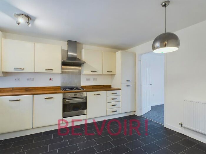 3 Bedroom Semi-Detached House To Rent In East Terrace, Fegg Hayes, Stoke-on-Trent, ST6