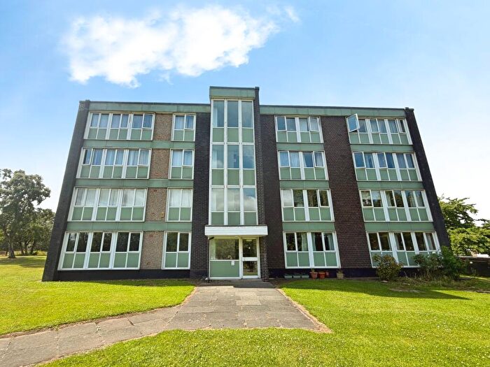 1 Bedroom Flat For Sale In St Keverne Square, Newcastle Upon Tyne, NE5