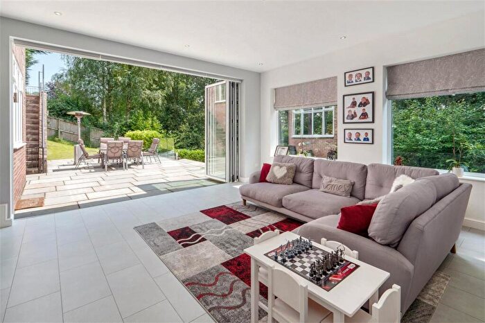 5 Bedroom Detached House For Sale In Castle Hill, Prestbury, Macclesfield, Cheshire, SK10