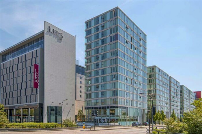 2 Bedroom Apartment To Rent In Manhattan House, Central Milton Keynes, Milton Keynes, MK9