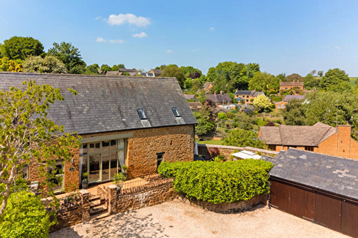 3 Bedroom Semi-Detached House For Sale In Middle Lane, Shotteswell, OX17