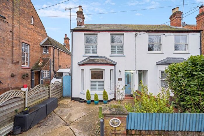 2 Bedroom Semi-Detached House For Sale In Cores End Road, Bourne End, SL8