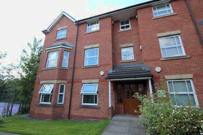 2 Bedroom Flat To Rent In ** Royal Court Drive, Bolton **, BL1