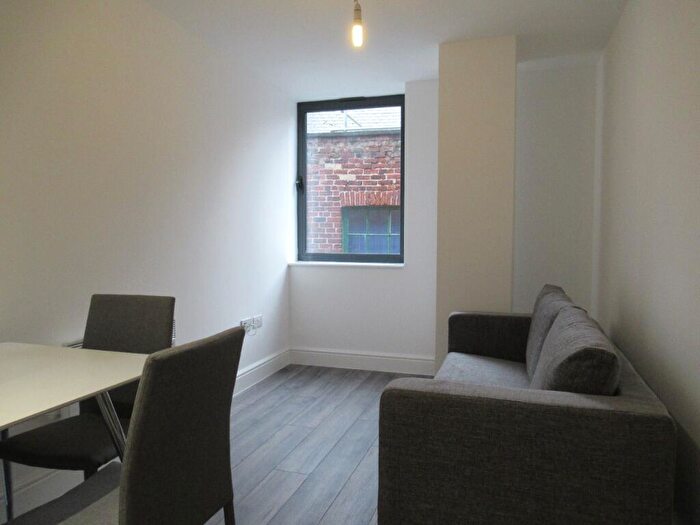 1 Bedroom Apartment To Rent In Queen Street, City Centre, Sheffield, S1