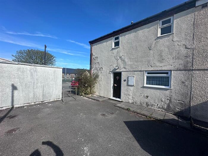 2 Bedroom End Of Terrace House For Sale In Maesyfrenni, Crymych, SA41