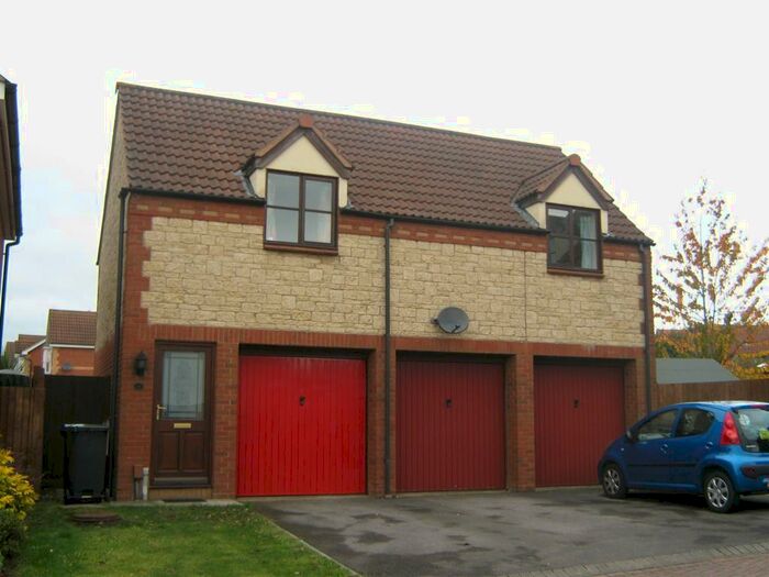 2 Bedroom House To Rent In North Swindon, SN25