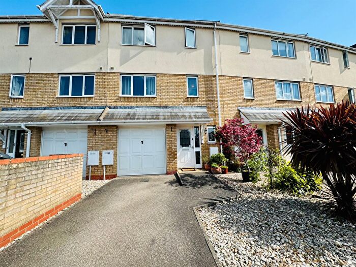 4 Bedroom Property For Sale In Foster Road, Peterborough, PE2