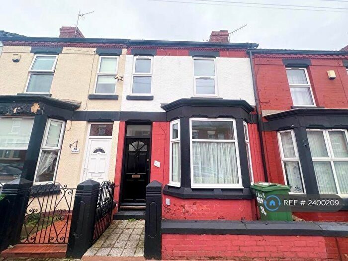3 Bedroom Terraced House To Rent In Park Road, Birkenhead, CH42