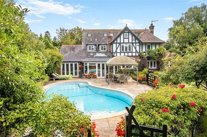6 Bedroom Detached House For Sale In Links Lane, Rowlands Castle, PO9