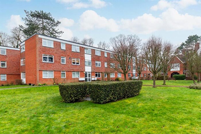 2 Bedroom Apartment For Sale In Sollershott East, Letchworth Garden City, SG6