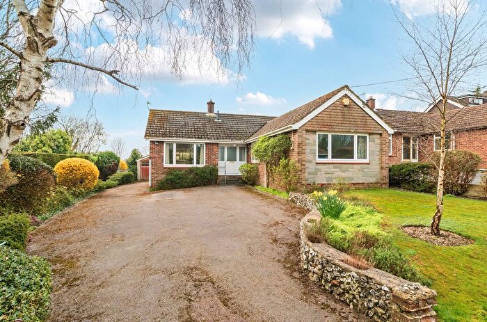 3 Bedroom Bungalow For Sale In Downlands Road, Winchester, Hampshire, SO22