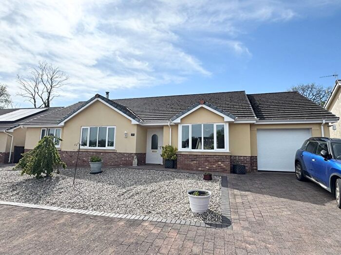 3 Bedroom Detached Bungalow For Sale In Maes Yr Haf, Llanwrda, Carmarthenshire., SA19