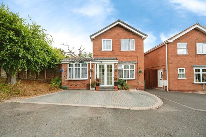 5 Bedroom Detached House For Sale In Painswick Close, Redditch, Worcestershire, B98