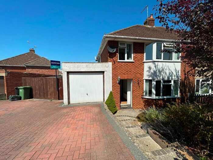 3 Bedroom Semi-Detached House For Sale In The Crescent, Tilsdown, Dursley, GL11