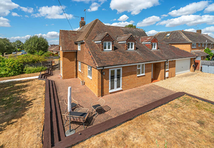 4 Bedroom Semi-Detached House For Sale In Park Road, Deeping St James, Peterborough, PE6