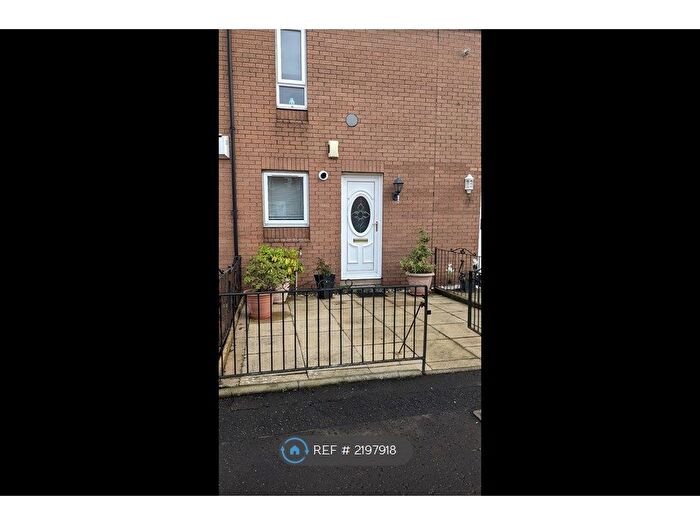 2 Bedroom Terraced House To Rent In Forbes Drive, Glasgow, G40